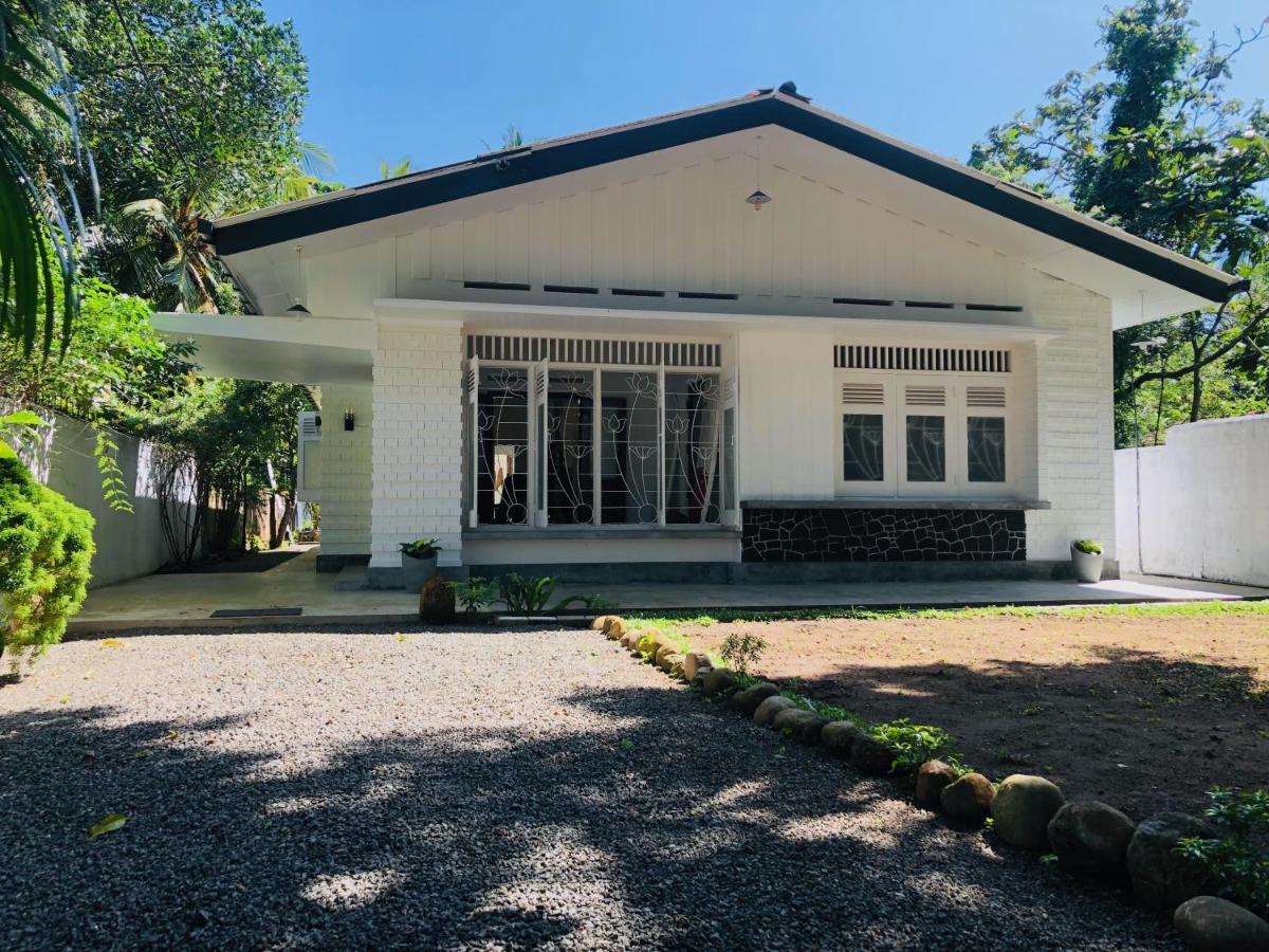 Hotel Mahagedara Dikwella Exteriér fotografie